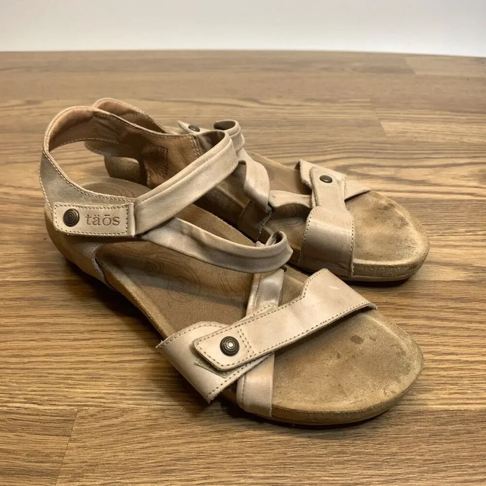 Taos Universe Womens‎ 11 - 11.5 42 Beige Camel Sandals Leather Z Strap Hook Loop